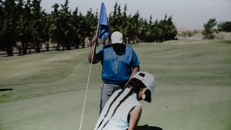 Le quatre balles au golf : règles, score et handicap
